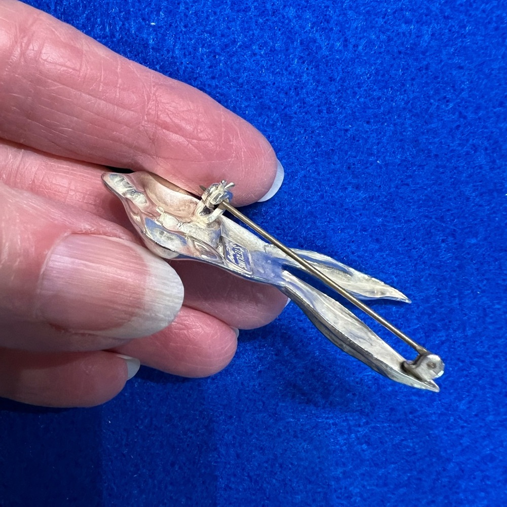 Lang Sterling Silver Vintage Smiling Rabbit Pin - Picture 7 of 10